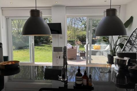 LIVING DINING KITCHEN