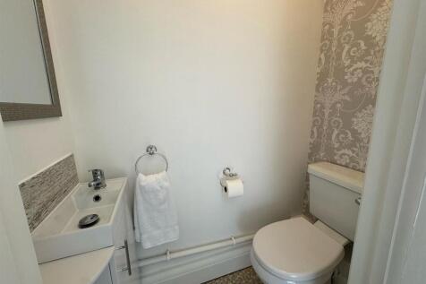 EN-SUITE WC