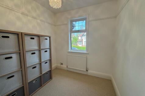 BEDROOM FIVE