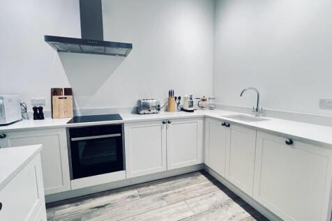 OPEN PLAN LIVING KITCHEN