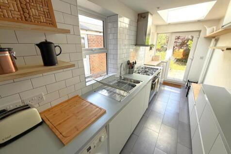 EXTENDED KITCHEN