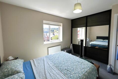 bed 1.JPG