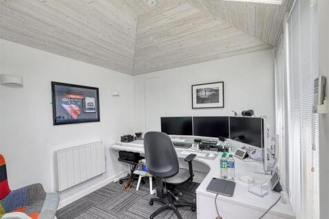 GARDEN OFFICE