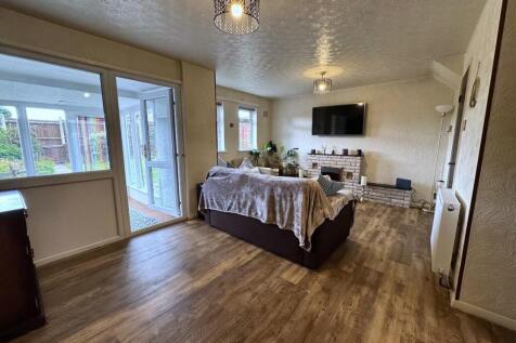 OPEN PLAN LIVING DINING ROOM