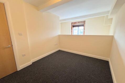 MEZZANINE BEDROOM