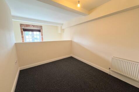 MEZZANINE BEDROOM