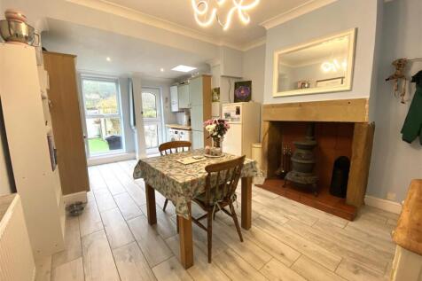LIVING DINING KITCHEN