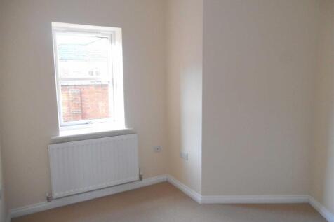 bedroom2.jpg
