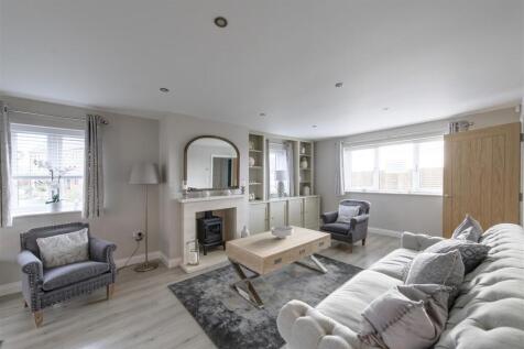 living room 2.jpg