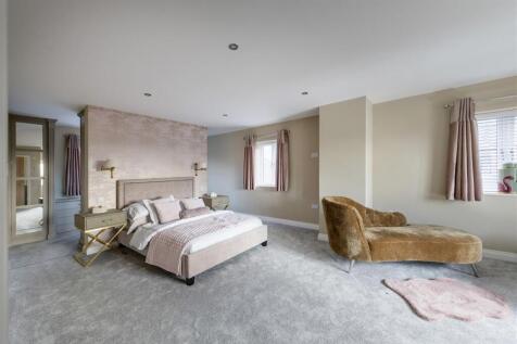 master bedroom.jpg