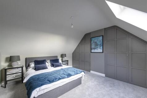 bed 2.jpg