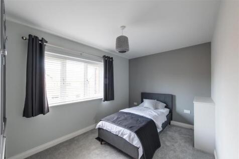 bed 5.jpg
