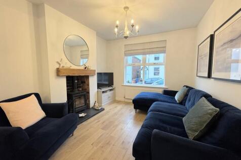 OPEN PLAN LIVING DINING ROOM