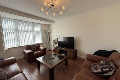 Lounge / First