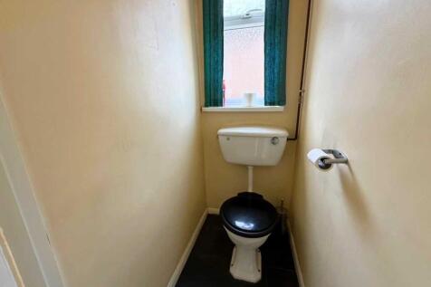 Separate WC