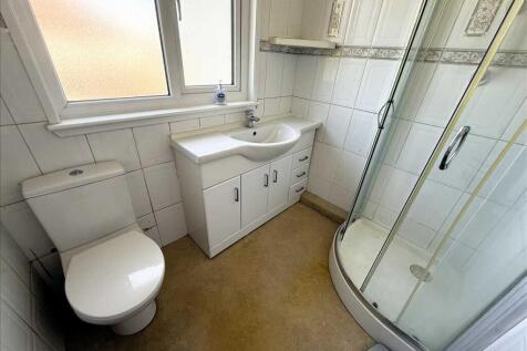 Family Shower Room