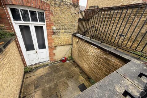 Courtyard Garden