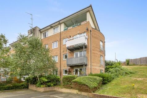 46 Windrush Drive, HP13 7TR-13.jpg