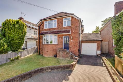20 West Drive, HP13 6JT-8.jpg