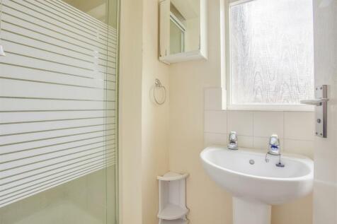 130 Cressex Road, HP12 4TZ-5.jpg
