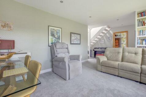 57 Green Hill, HP13 5QF-14.jpg