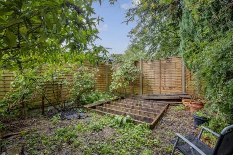 91a Hughenden Road, HP13 5HT-8.jpg