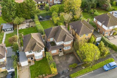 21 Wordsworth Road, HP11 2UR-2.jpg