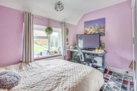 93 Beech Road, HP11 1SW-4.jpg