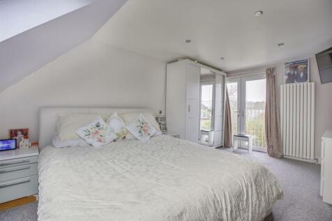 93 Beech Road, HP11 1SW-1.jpg
