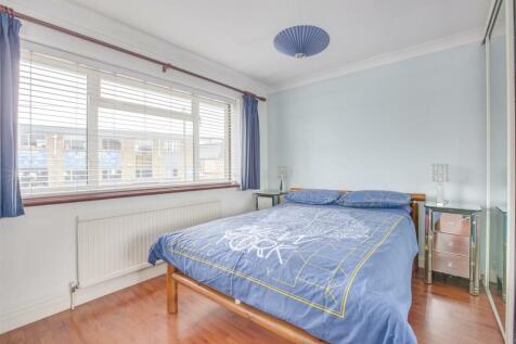 23 Abbey Barn Road, HP11 1RR-2.jpg
