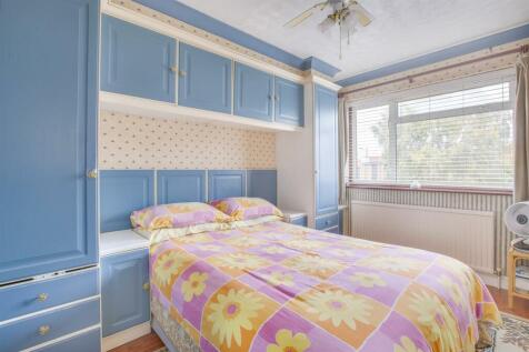 23 Abbey Barn Road, HP11 1RR-6.jpg