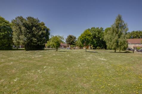 15 Turners Field, HP13 5YZ-7.jpg