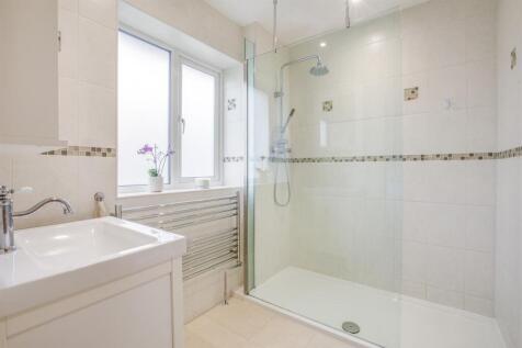 8 Westover Road, HP13 5HY-8.jpg
