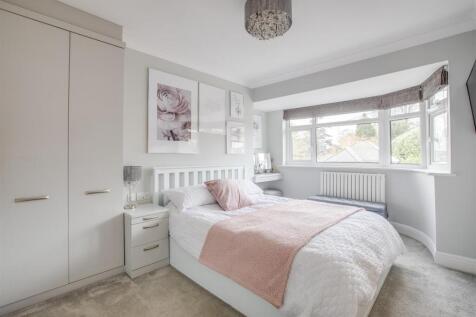 8 Westover Road, HP13 5HY-6.jpg
