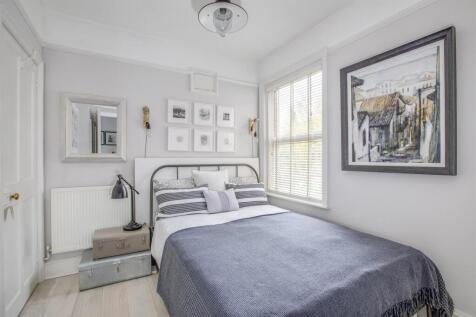85 Totteridge Road, HP13 6EY-3.jpg