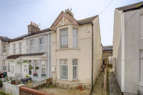 16 Jubilee Road, HP11 2PG-14.jpg