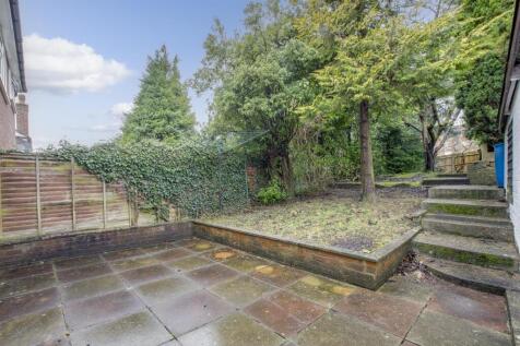 109 Arnison Avenue, HP13 6BU-11.jpg