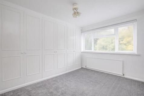 109 Arnison Avenue, HP13 6BU-2.jpg