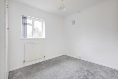 28 Rupert Avenue, HP12 3NG-8.jpg