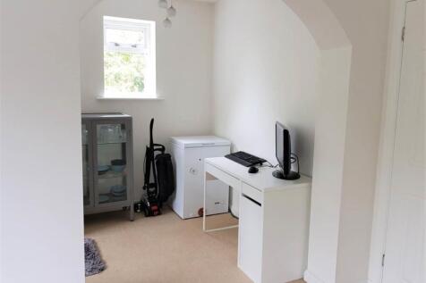 Living Room.2.jpg