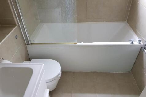 Bathroom (9).jpg