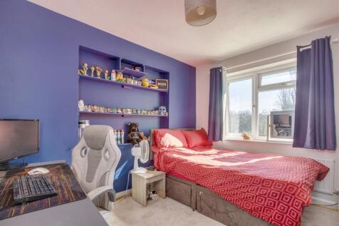 85 Deeds Grove, HP12 3NY-24.jpg