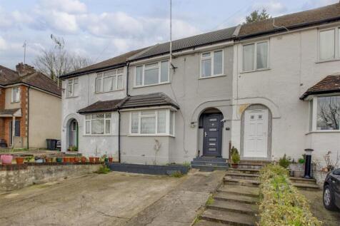 94 Herbert Road, HP13 7HN-13.jpg