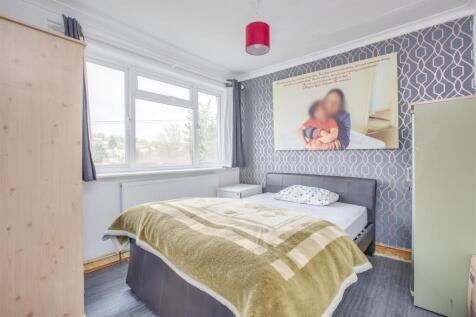 94 Herbert Road, HP13 7HN-2.jpg