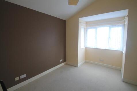 19 Stonechat bedroom.JPG