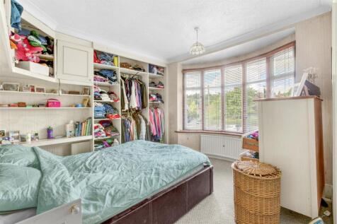 41 Hillview Road, HP13 6XY-5.jpg