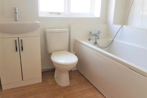 Bathroom (11).jpg