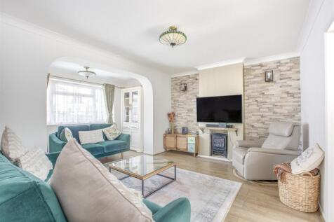 25 Cambridge Crescent, HP13 7NE-15.jpg