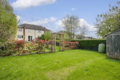 25 Cambridge Crescent, HP13 7NE-2.jpg