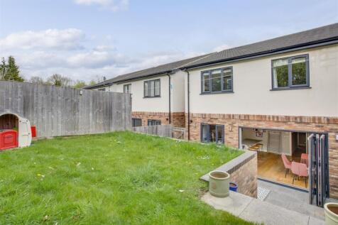 62 Windrush Court, HP13 7UL-4.jpg